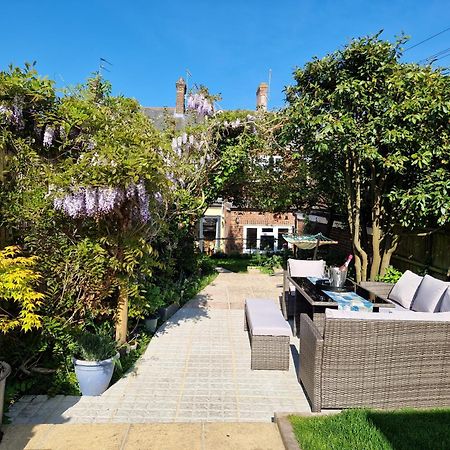 فيلا The Hideaway - Luxury Townhouse ويرهام المظهر الخارجي الصورة