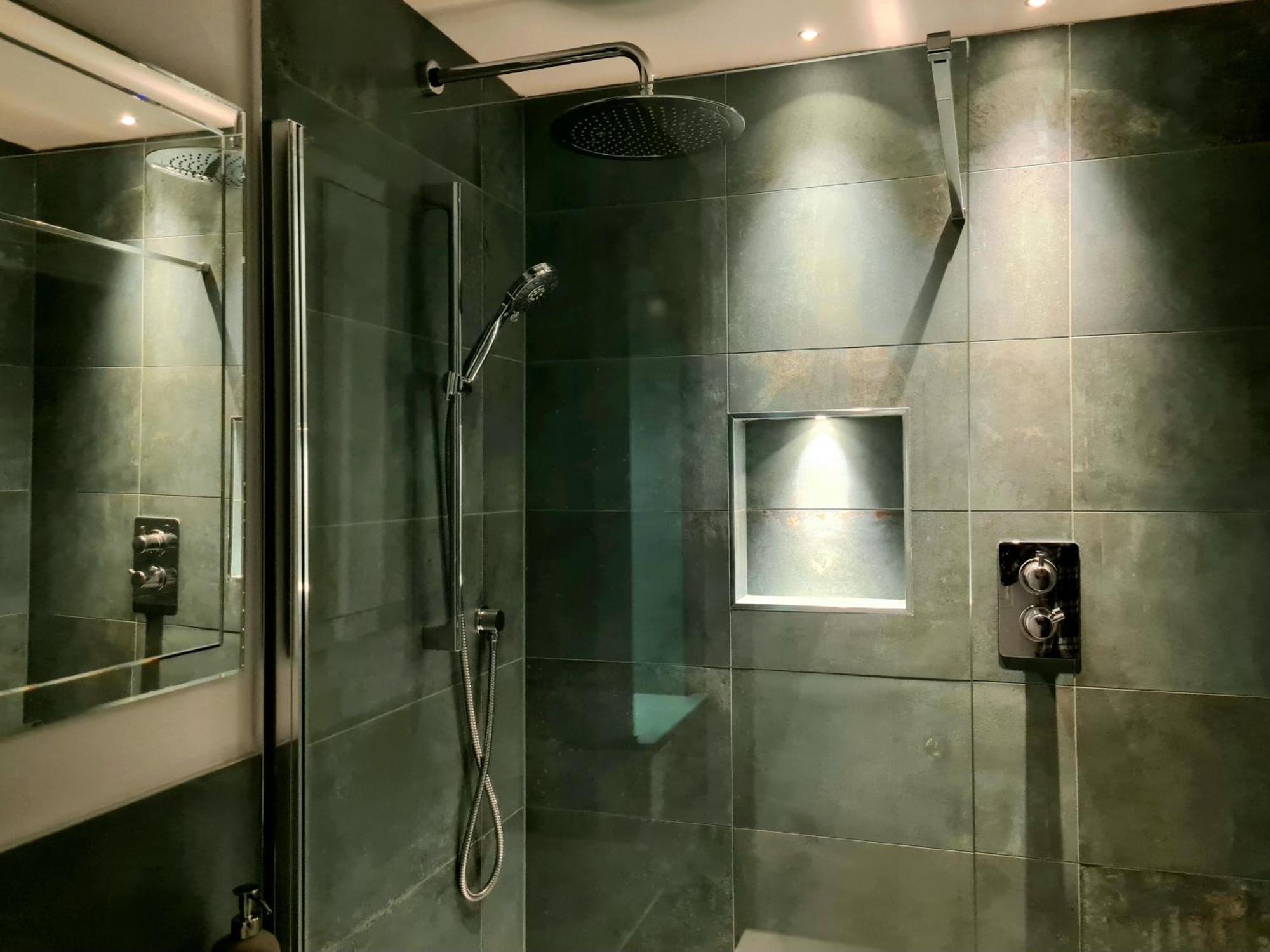 فيلا The Hideaway - Luxury Townhouse ويرهام المظهر الخارجي الصورة