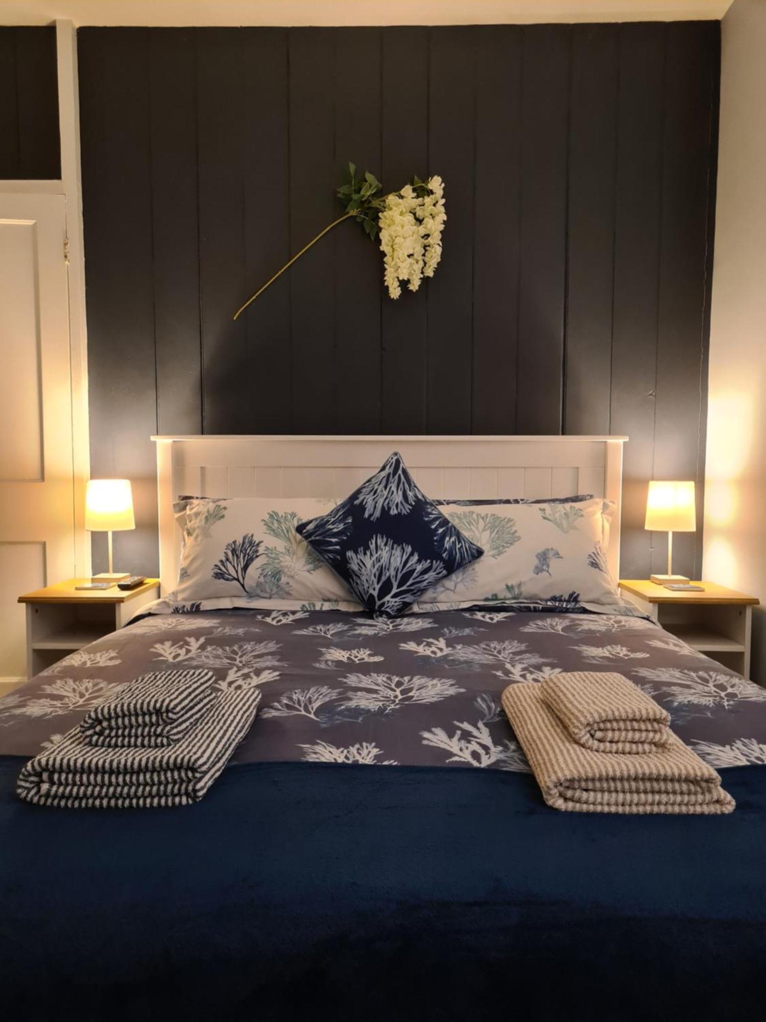 فيلا The Hideaway - Luxury Townhouse ويرهام المظهر الخارجي الصورة